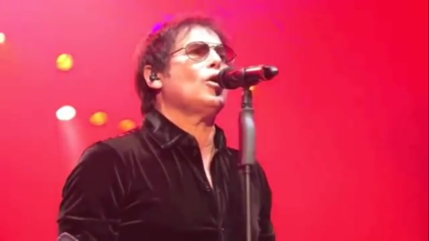 Survivor - Jimi Jamison - Burning heart live - British English Pronunciation Test  86