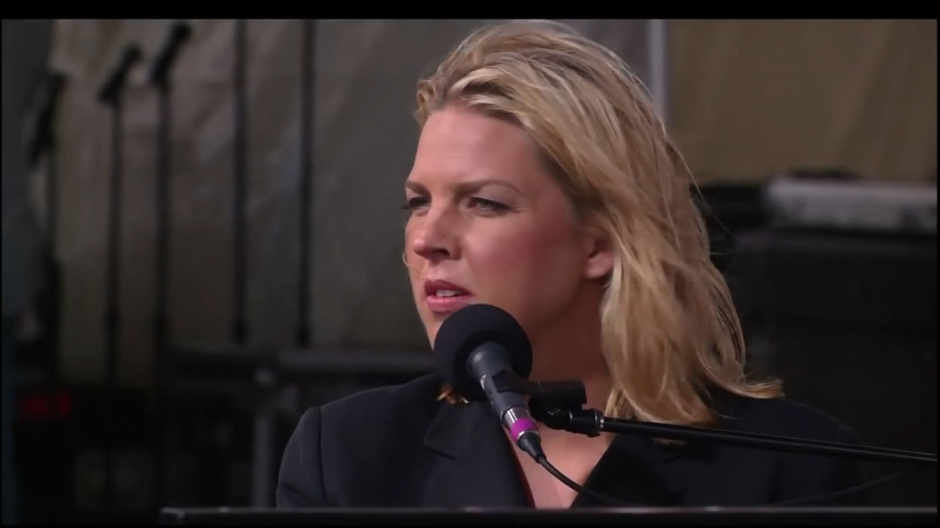 Diana Krall Peel Me A Grape Newport Jazz Festival Official - British English Pronunciation Test  99