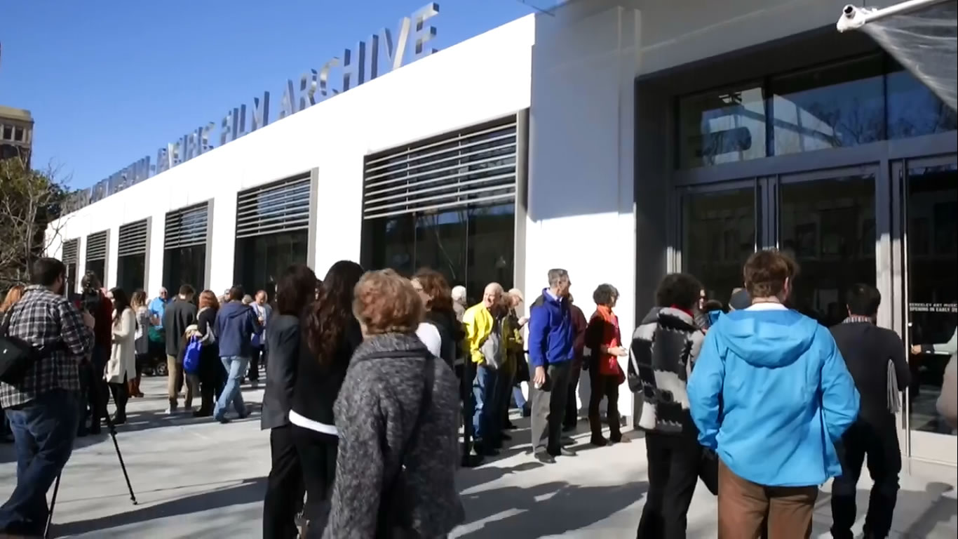 New Berkeley Art Museum and Pacific Film Archive opening - British English Pronunciation Test  337