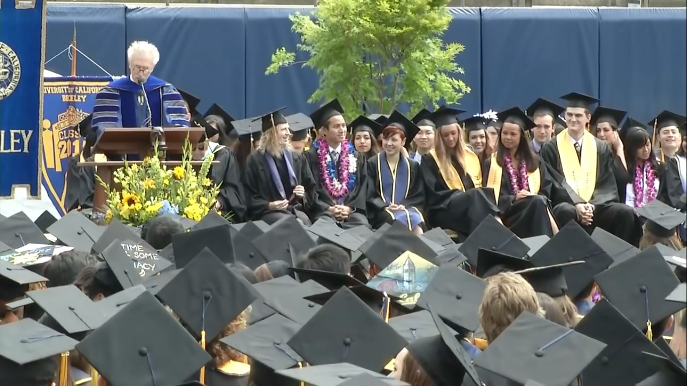 UC Berkeley Medalist Radhika Kannan Speaks at Commencement - British English Pronunciation Test  341